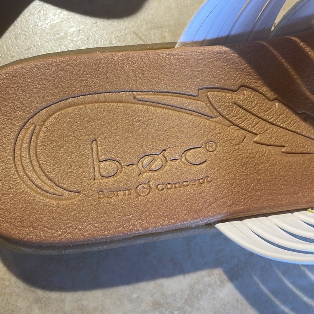 b.o.c. White Multi-Strap Toe-Loop Sandals - Picture 5 of 10